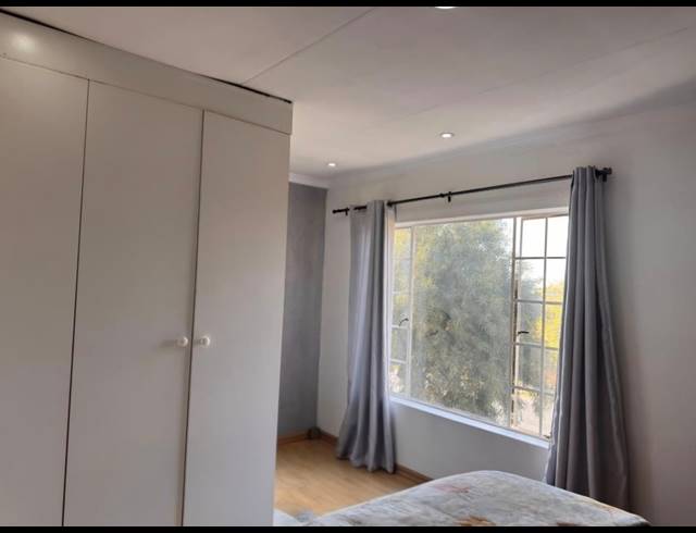 3 BEDROOM SECTIONAL TITLE FOR SALE IN WILGEHEUWEL